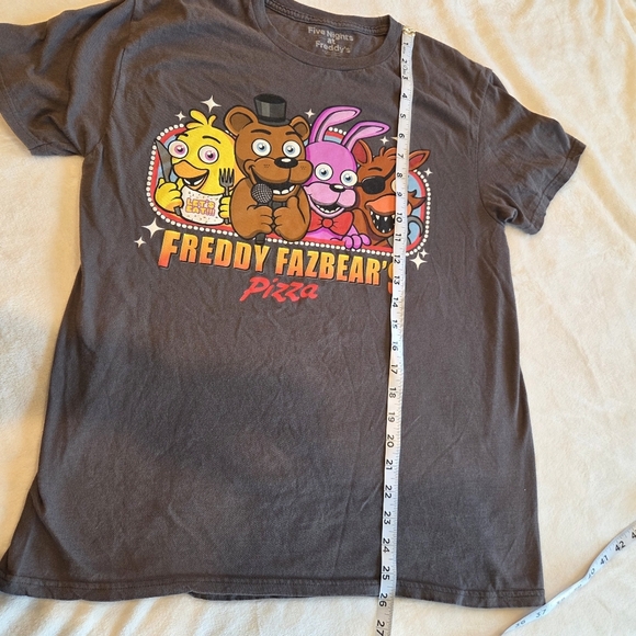 Five Nights at Freddy's FNAF Freddy Fazbear's Pizza Cartoon Graphic Shirt Large - Picture 10 of 11